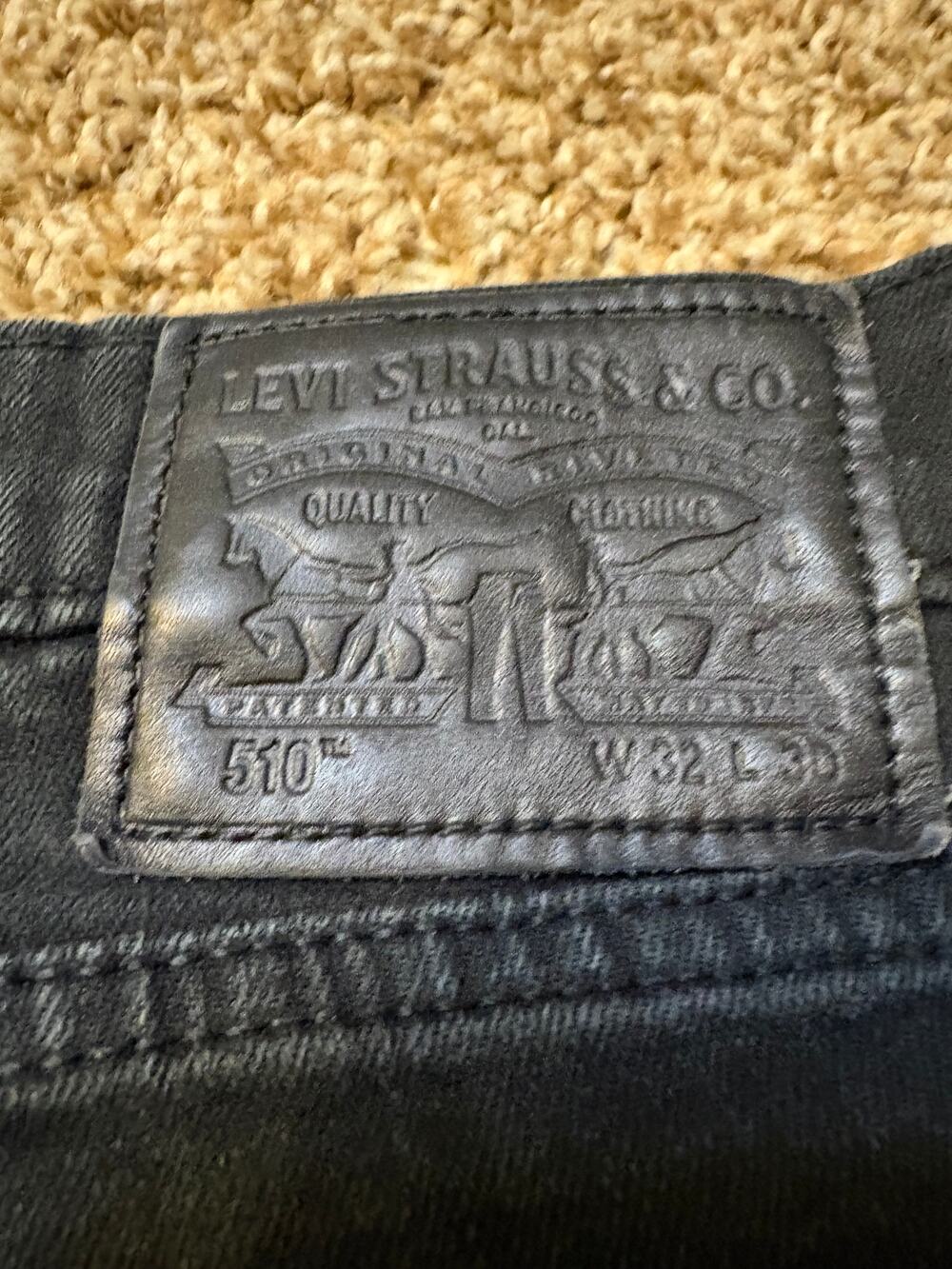 Levi's 510 Skinny Fit Jeans Mens Size 32x30 Black